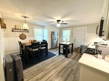 30 Eustis St., Revere, Massachusetts, 1 Bedroom Bedrooms, 3 Rooms Rooms,1 BathroomBathrooms,Residential Lease,For Rent,Eustis St.,73421655