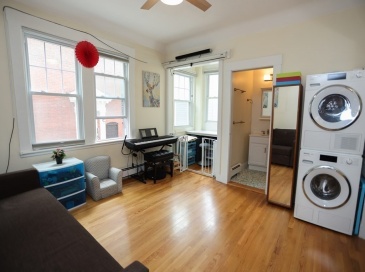 2 Arnold Cir, Cambridge, Massachusetts, 1 Bedroom Bedrooms, 4 Rooms Rooms,1 BathroomBathrooms,Residential Lease,For Rent,Arnold Cir,73385591