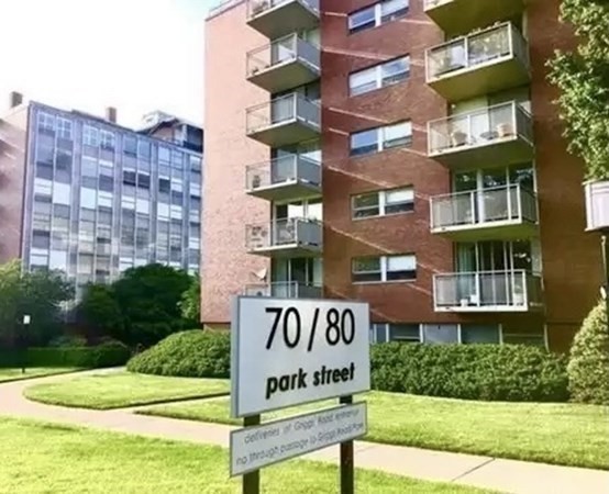 80 Park Street, Brookline, Massachusetts, 3 Bedrooms Bedrooms, 7 Rooms Rooms,2 BathroomsBathrooms,Residential Lease,For Rent,Park Street,73399835