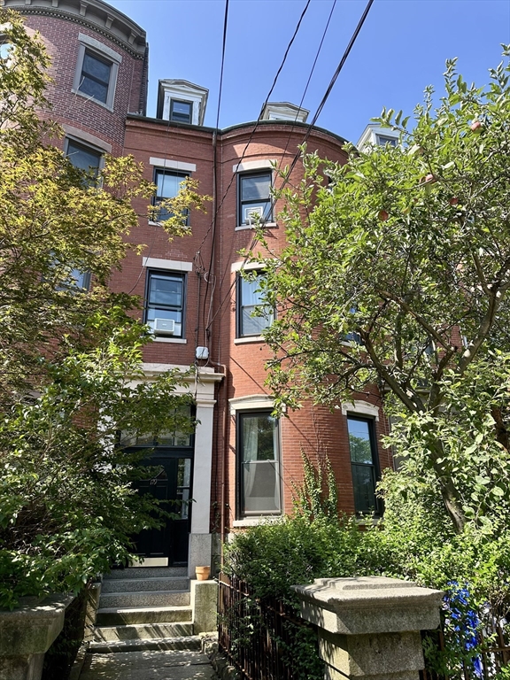 179 Webster Street, Boston, Massachusetts, 1 Bedroom Bedrooms, 4 Rooms Rooms,1 BathroomBathrooms,Residential Lease,For Rent,Webster Street,73410150