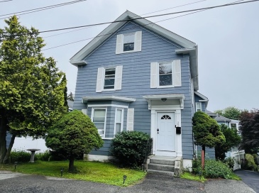 25 Auburn Street, Woburn, Massachusetts, 4 Bedrooms Bedrooms, 8 Rooms Rooms,2 BathroomsBathrooms,Residential Lease,For Rent,Auburn Street,73394298