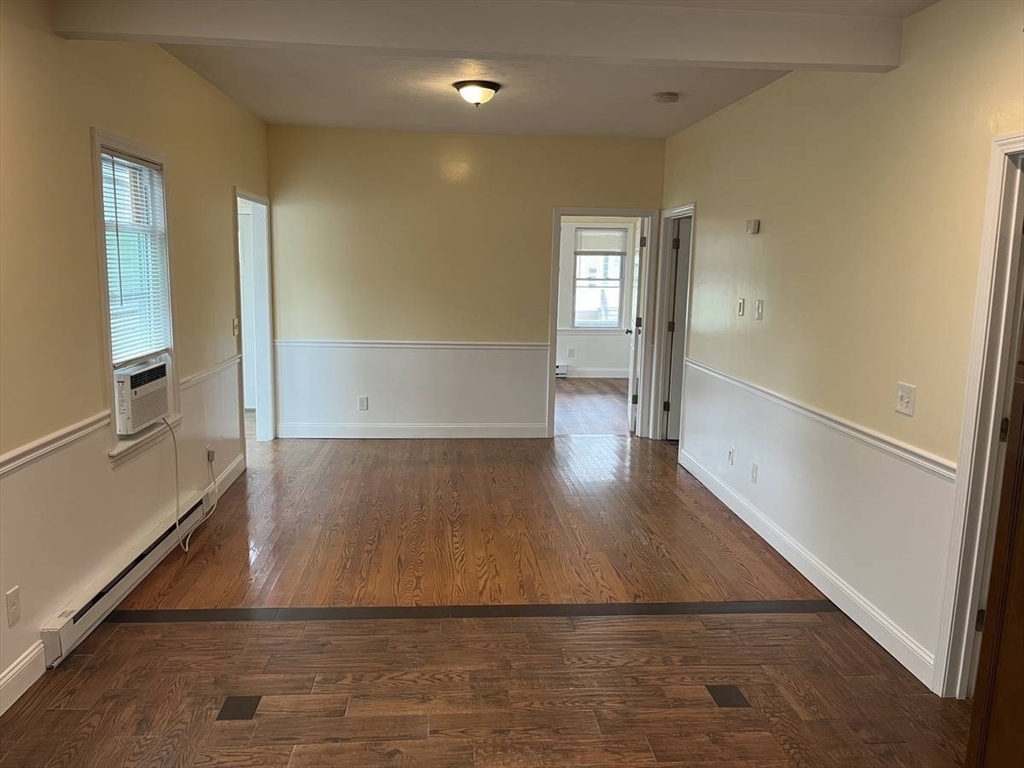 4 Wakefield St, Webster, Massachusetts, 3 Bedrooms Bedrooms, 5 Rooms Rooms,1 BathroomBathrooms,Residential Lease,For Rent,Wakefield St,73421939