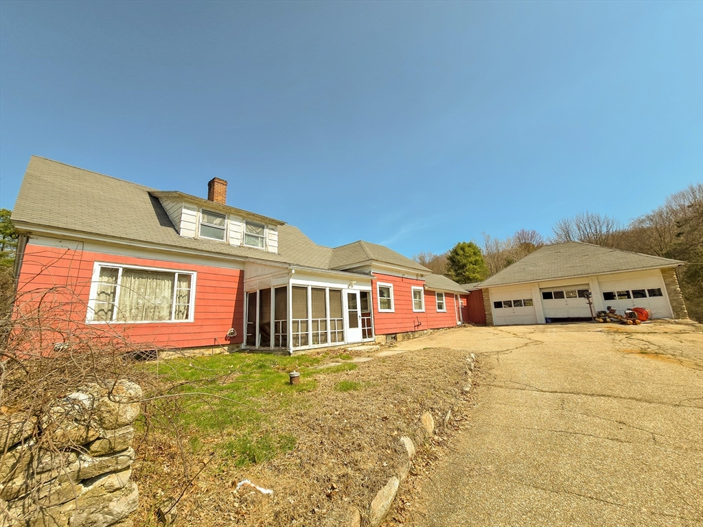 67 Lower Gore Rd, Webster, Massachusetts, 4 Bedrooms Bedrooms, 7 Rooms Rooms,1 BathroomBathrooms,Residential,For Sale,Lower Gore Rd,73358914