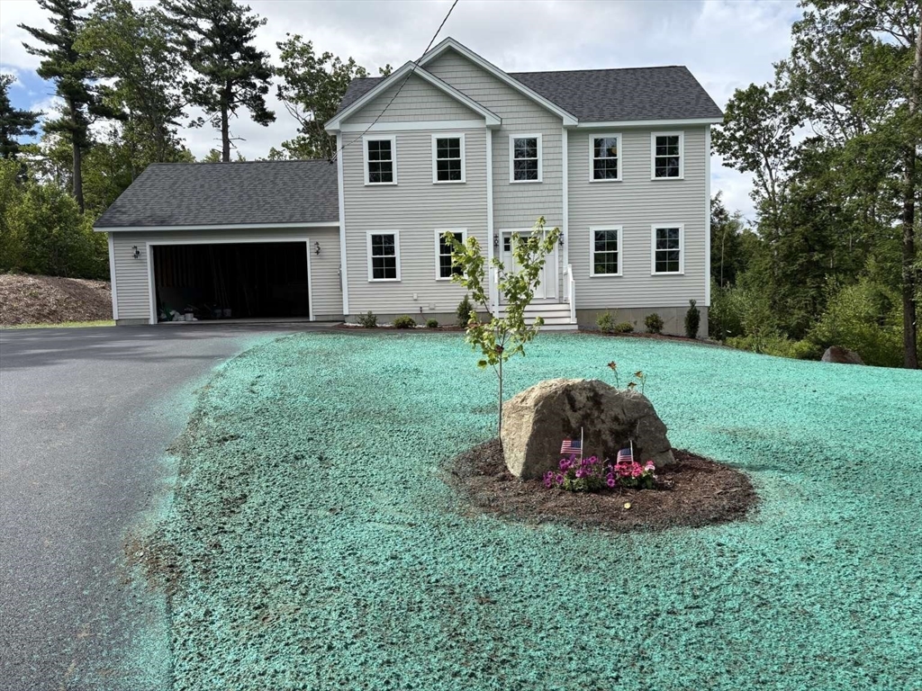 140 Willard, Ashburnham, Massachusetts, 3 Bedrooms Bedrooms, 7 Rooms Rooms,2.5 BathroomsBathrooms,Residential,For Sale,Willard,73338481