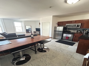 483 Beacon Street, Boston, Massachusetts, 1 Bedroom Bedrooms, 4 Rooms Rooms,1 BathroomBathrooms,Residential Lease,For Rent,Beacon Street,73422346