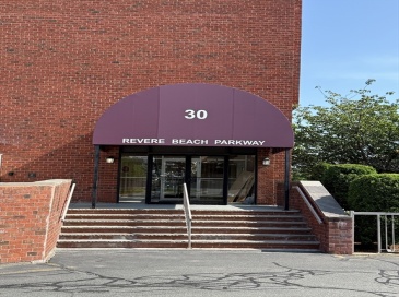 30 Revere Beach, Medford, Massachusetts, 2 Bedrooms Bedrooms, 5 Rooms Rooms,2 BathroomsBathrooms,Residential Lease,For Rent,Revere Beach,73416286