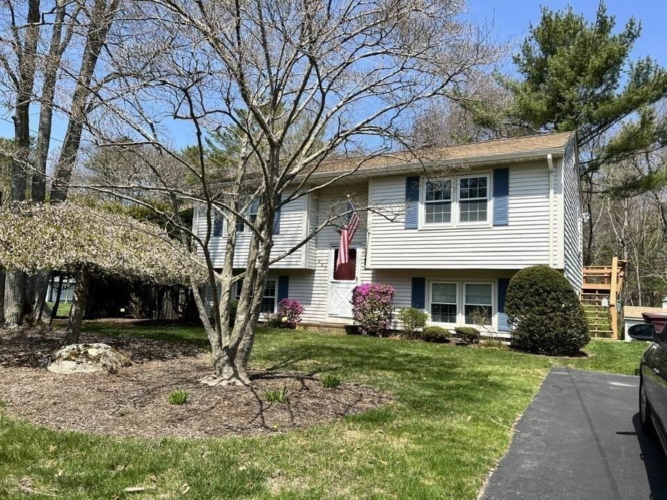 897 Tobey St, Acushnet, Massachusetts, 4 Bedrooms Bedrooms, 7 Rooms Rooms,1.5 BathroomsBathrooms,Residential,For Sale,Tobey St,73368676
