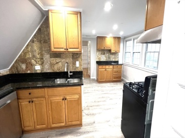 131 Josephine Ave, Somerville, Massachusetts, 1 Bedroom Bedrooms, 3 Rooms Rooms,1 BathroomBathrooms,Residential Lease,For Rent,Josephine Ave,73387675