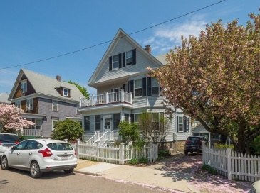 85 Fletcher Street, Boston, Massachusetts, 3 Bedrooms Bedrooms, 9 Rooms Rooms,1.5 BathroomsBathrooms,Residential Lease,For Rent,Fletcher Street,73422889