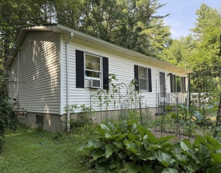 348 Nichols Rd, Barre, Massachusetts, 3 Bedrooms Bedrooms, 6 Rooms Rooms,1 BathroomBathrooms,Residential,For Sale,Nichols Rd,73400055