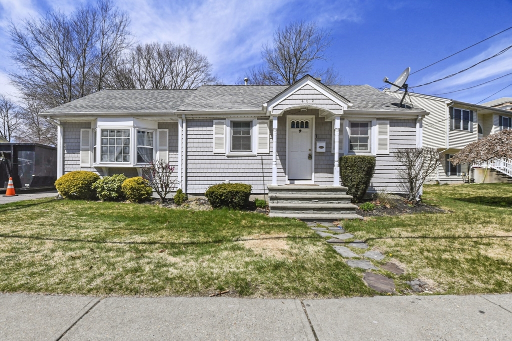 402 Elsbree Street, Fall River, Massachusetts, 2 Bedrooms Bedrooms, 5 Rooms Rooms,1 BathroomBathrooms,Residential,For Sale,Elsbree Street,73359954