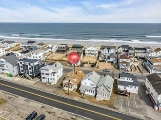 117 Central Ave, Salisbury, Massachusetts, 4 Bedrooms Bedrooms, 8 Rooms Rooms,2 BathroomsBathrooms,Residential Income,For Sale,Central Ave,73352652