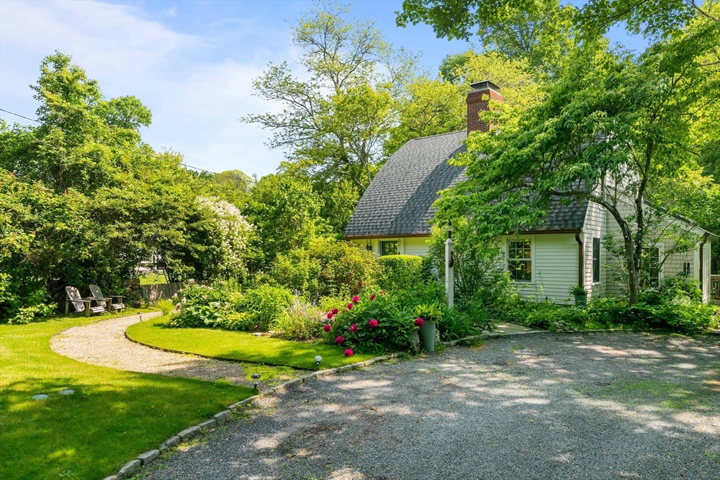 1912 Crandall Rd, Tiverton, Rhode Island, 2 Bedrooms Bedrooms, 5 Rooms Rooms,1.5 BathroomsBathrooms,Residential,For Sale,Crandall Rd,73392394