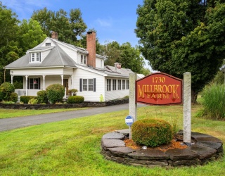 1730 S East St, Amherst, Massachusetts, 5 Bedrooms Bedrooms, 8 Rooms Rooms,2.5 BathroomsBathrooms,Residential,For Sale,S East St,73423121