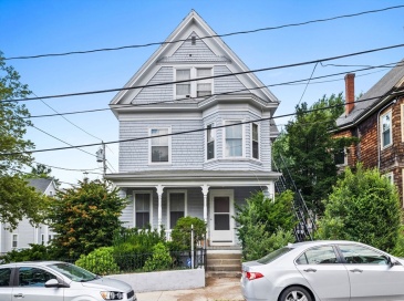 16 Central St, Somerville, Massachusetts, 5 Bedrooms Bedrooms, 10 Rooms Rooms,2.5 BathroomsBathrooms,Residential Income,For Sale,Central St,73405300