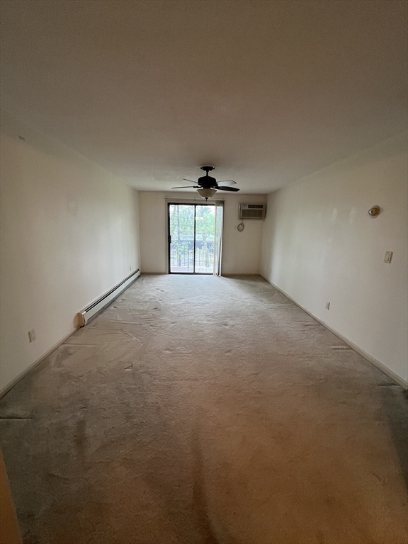 655 W Lowell Ave, Haverhill, Massachusetts, 2 Bedrooms Bedrooms, 4 Rooms Rooms,1 BathroomBathrooms,Residential Lease,For Rent,W Lowell Ave,73371653