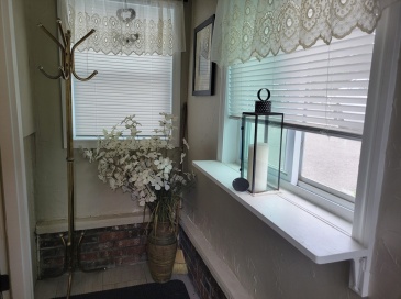 2 Thistle Road, Saugus, Massachusetts, 2 Bedrooms Bedrooms, 4 Rooms Rooms,1 BathroomBathrooms,Residential Lease,For Rent,Thistle Road,73402693