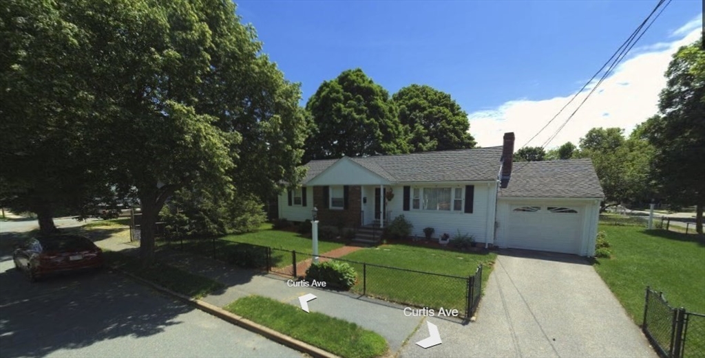 33 Curtis Ave, Quincy, Massachusetts, 3 Bedrooms Bedrooms, 9 Rooms Rooms,2.5 BathroomsBathrooms,Residential,For Sale,Curtis Ave,73347021