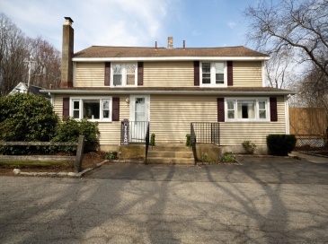 85 W Main St, Millbury, Massachusetts, 4 Bedrooms Bedrooms, 8 Rooms Rooms,3 BathroomsBathrooms,Residential,For Sale,W Main St,73360788