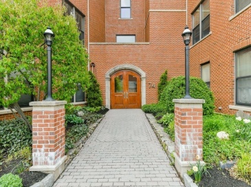 74 Kent St, Brookline, Massachusetts, 2 Bedrooms Bedrooms, 4 Rooms Rooms,2 BathroomsBathrooms,Residential Lease,For Rent,Kent St,73418464