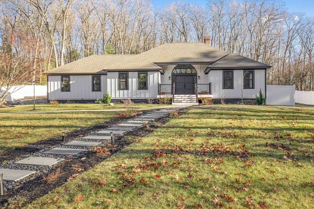 539 E Broadway, Haverhill, Massachusetts, 3 Bedrooms Bedrooms, 7 Rooms Rooms,2.5 BathroomsBathrooms,Residential,For Sale,E Broadway,73326118