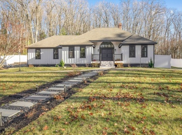 539 E Broadway, Haverhill, Massachusetts, 3 Bedrooms Bedrooms, 7 Rooms Rooms,2.5 BathroomsBathrooms,Residential,For Sale,E Broadway,73326118