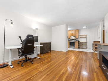 39 Englewood Ave, Boston, Massachusetts, 1 Bedroom Bedrooms, 3 Rooms Rooms,1 BathroomBathrooms,Residential Lease,For Rent,Englewood Ave,73419932