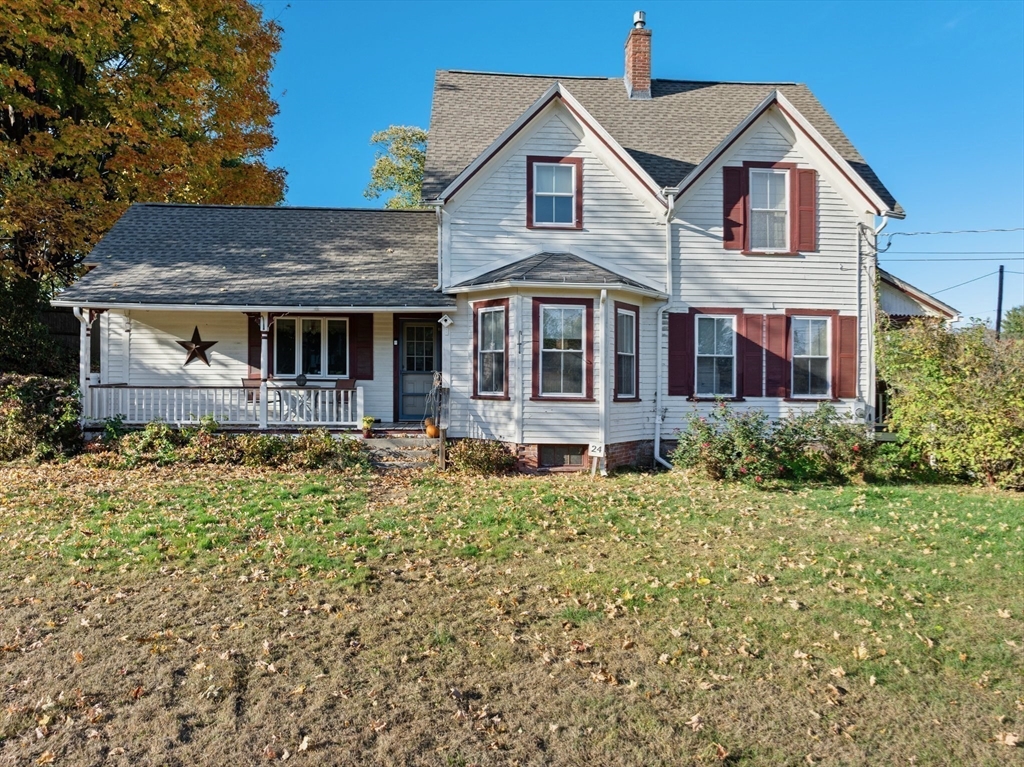 24 Creeper Hill Road, Grafton, Massachusetts, 4 Bedrooms Bedrooms, 7 Rooms Rooms,1.5 BathroomsBathrooms,Residential Lease,For Rent,Creeper Hill Road,73412216