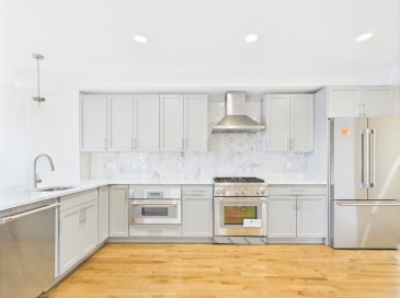 50 Hichborn, Boston, Massachusetts, 2 Bedrooms Bedrooms, 5 Rooms Rooms,2 BathroomsBathrooms,Residential Lease,For Rent,Hichborn,73404415