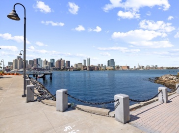 7 Lisbon St, Boston, Massachusetts, 2 Bedrooms Bedrooms, 4 Rooms Rooms,1.5 BathroomsBathrooms,Residential Lease,For Rent,Lisbon St,73416802