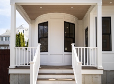 77 Thorndike Street, Brookline, Massachusetts, 4 Bedrooms Bedrooms, 8 Rooms Rooms,4.5 BathroomsBathrooms,Residential Lease,For Rent,Thorndike Street,73395119