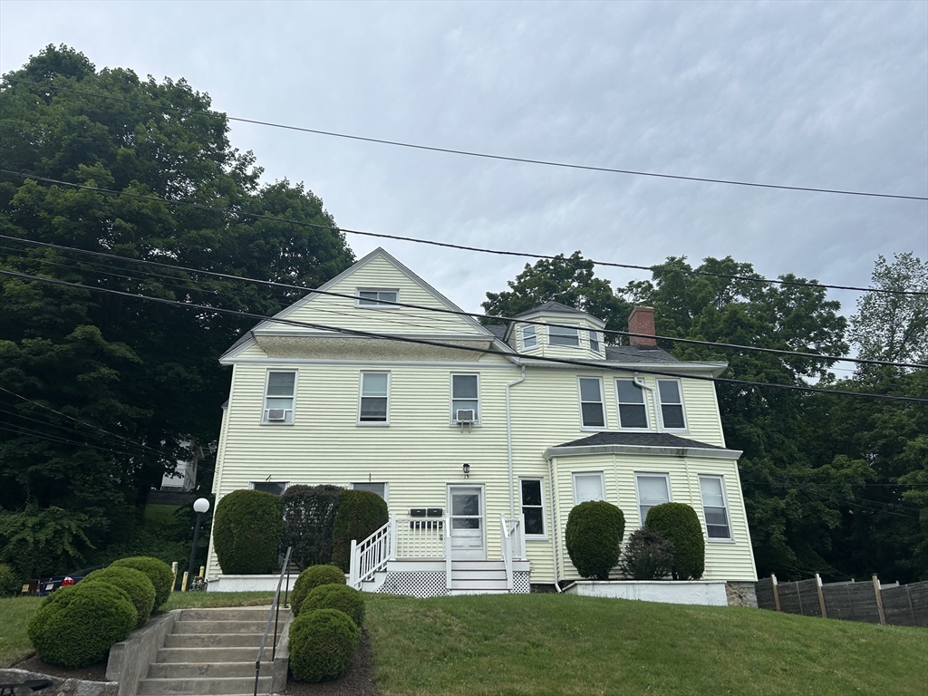 15 Park Street, Marlborough, Massachusetts, 1 Bedroom Bedrooms, 3 Rooms Rooms,1 BathroomBathrooms,Residential Lease,For Rent,Park Street,73402522