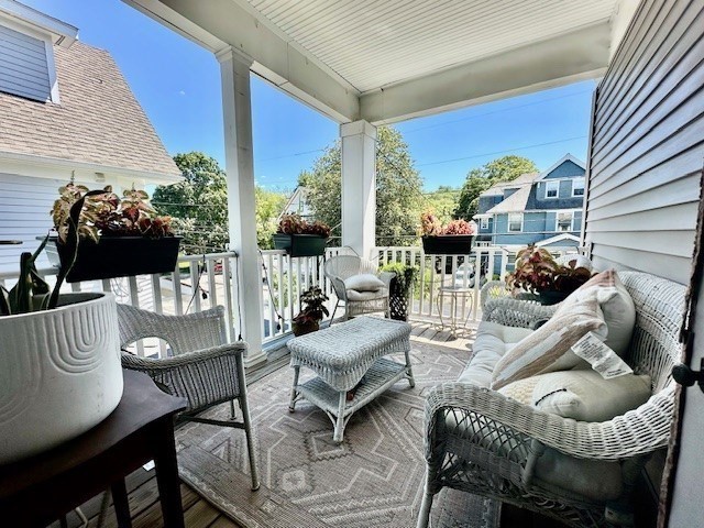 305 Cabot St., Newton, Massachusetts, 1 Bedroom Bedrooms, 3 Rooms Rooms,1 BathroomBathrooms,Residential Lease,For Rent,Cabot St.,73413658