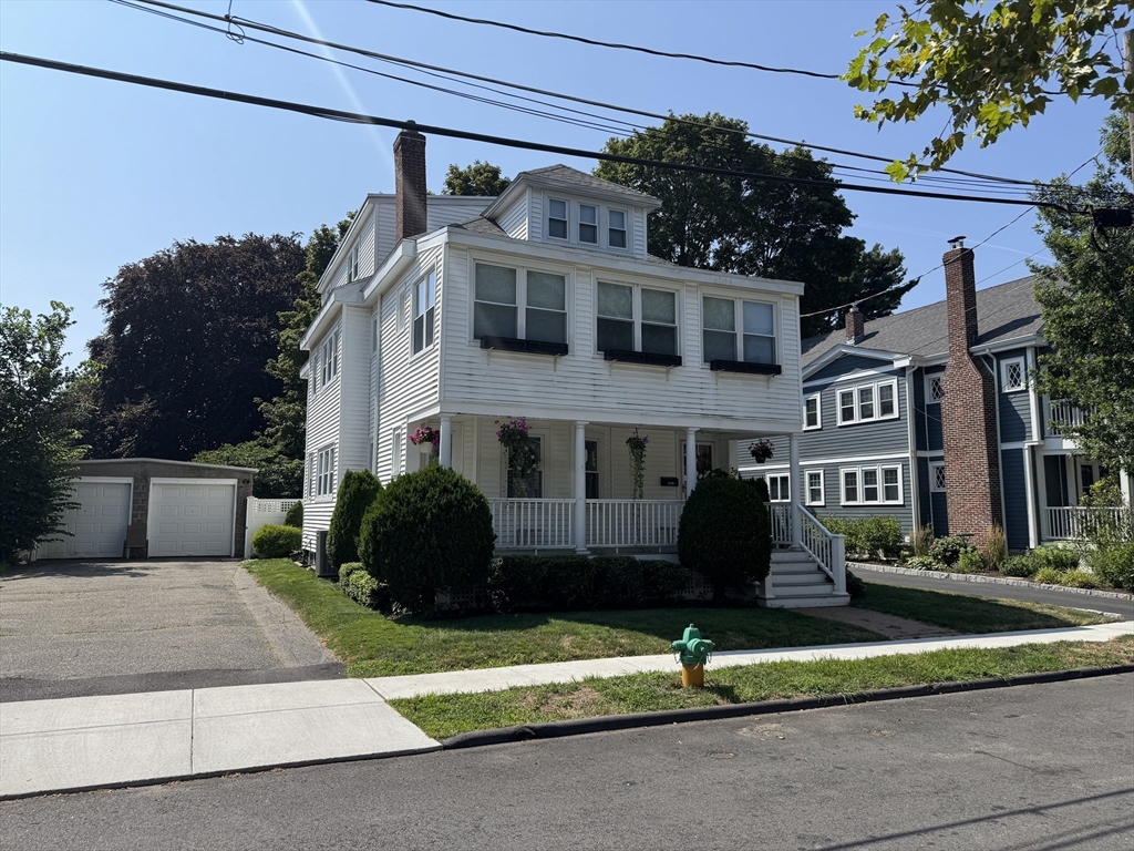 39 Chester Rd., Belmont, Massachusetts, 2 Bedrooms Bedrooms, 6 Rooms Rooms,1 BathroomBathrooms,Residential Lease,For Rent,Chester Rd.,73417468
