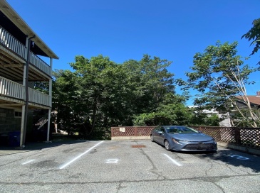 33 Iroquois Street, Boston, Massachusetts, ,Residential Lease,For Rent,Iroquois Street,73420922