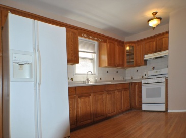 23 Kenney St, Boston, Massachusetts, 3 Bedrooms Bedrooms, 5 Rooms Rooms,1 BathroomBathrooms,Residential Lease,For Rent,Kenney St,73399630