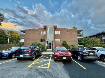 160 Elm St, Braintree, Massachusetts, 2 Bedrooms Bedrooms, 5 Rooms Rooms,1 BathroomBathrooms,Residential Lease,For Rent,Elm St,73423873