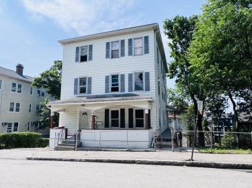 14 Gage St, Worcester, Massachusetts, 12 Bedrooms Bedrooms, 23 Rooms Rooms,4 BathroomsBathrooms,Residential Income,For Sale,Gage St,73391158