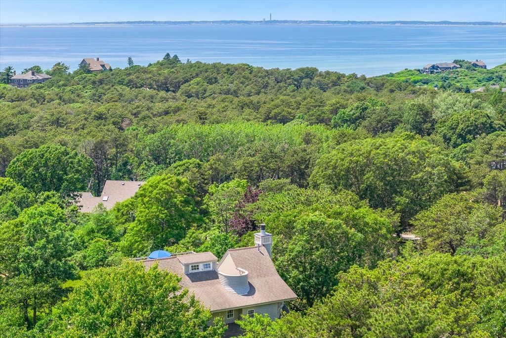 27 Fishermans Road, Truro, Massachusetts, 4 Bedrooms Bedrooms, 7 Rooms Rooms,3.5 BathroomsBathrooms,Residential,For Sale,Fishermans Road,73424787