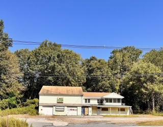 71 Worcester Rd, Charlton, Massachusetts, ,Commercial Sale,For Sale,Worcester Rd,73424852