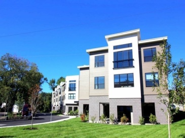 1 Brook Road, Quincy, Massachusetts, 2 Bedrooms Bedrooms, 4 Rooms Rooms,2 BathroomsBathrooms,Residential Lease,For Rent,Brook Road,73424892