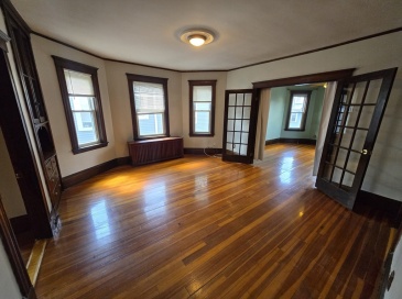 24 Forest Hills, Boston, Massachusetts, 2 Bedrooms Bedrooms, 6 Rooms Rooms,1 BathroomBathrooms,Residential Lease,For Rent,Forest Hills,73425072