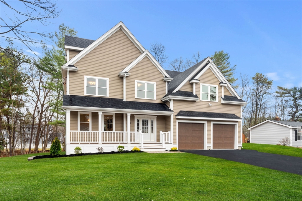 40 Boston Rd, Andover, Massachusetts, 5 Bedrooms Bedrooms, 10 Rooms Rooms,3.5 BathroomsBathrooms,Residential,For Sale,Boston Rd,73357086