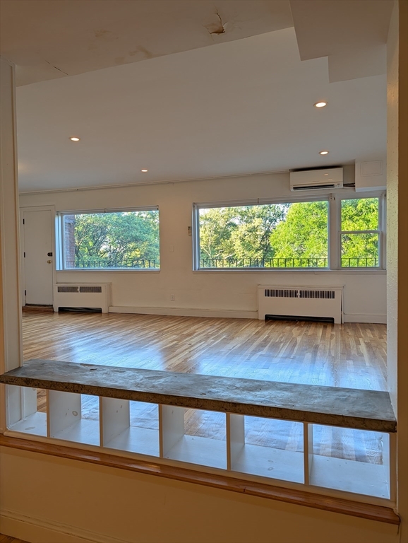 127 Bay State Rd, Boston, Massachusetts, 2 Bedrooms Bedrooms, 5 Rooms Rooms,2 BathroomsBathrooms,Residential Lease,For Rent,Bay State Rd,73425447