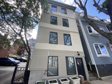 435 East 3rd St, Boston, Massachusetts, 2 Bedrooms Bedrooms, 5 Rooms Rooms,2 BathroomsBathrooms,Residential Lease,For Rent,East 3rd St,73426057