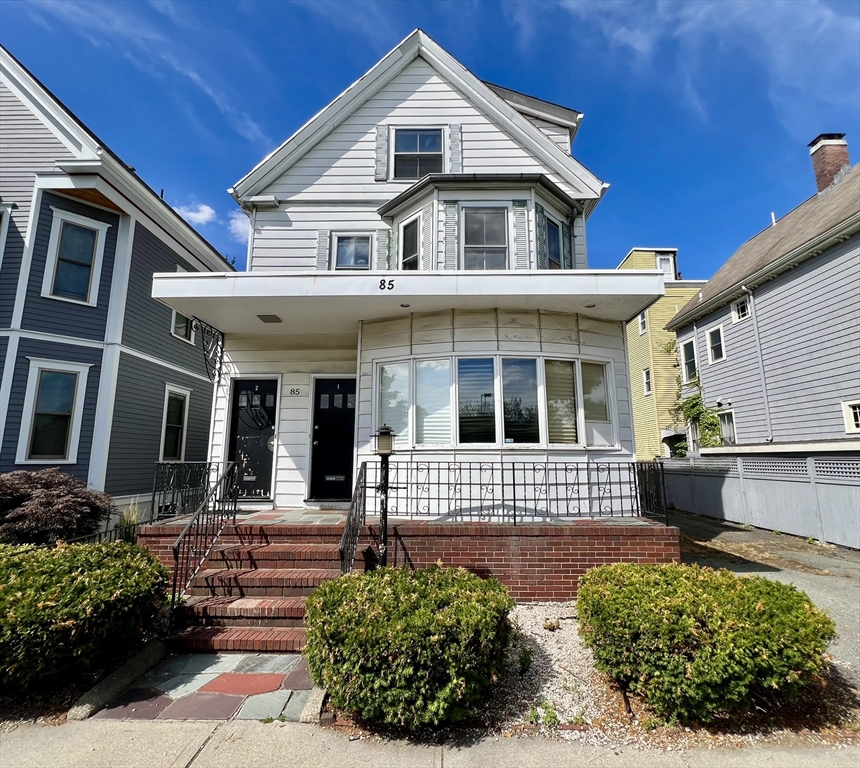 85 Rindge Avenue, Cambridge, Massachusetts, 5 Bedrooms Bedrooms, 11 Rooms Rooms,2.5 BathroomsBathrooms,Residential Income,For Sale,Rindge Avenue,73419219