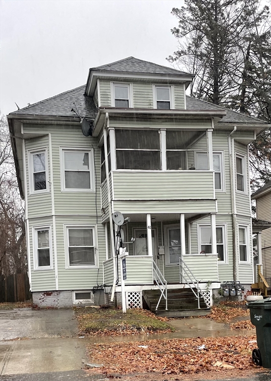61-63 Pomona St, Springfield, Massachusetts, 6 Bedrooms Bedrooms, 14 Rooms Rooms,3 BathroomsBathrooms,Residential Income,For Sale,Pomona St,73309617