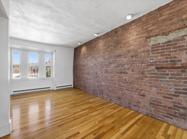36 Dartmouth St, Boston, Massachusetts, 1 Bedroom Bedrooms, 3 Rooms Rooms,1 BathroomBathrooms,Residential Lease,For Rent,Dartmouth St,73426172