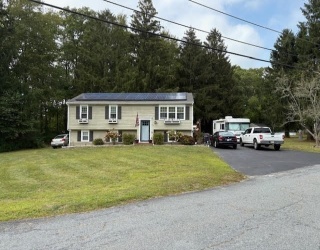 51 Newton St, Westport, Massachusetts, 3 Bedrooms Bedrooms, 7 Rooms Rooms,2 BathroomsBathrooms,Residential,For Sale,Newton St,73426489