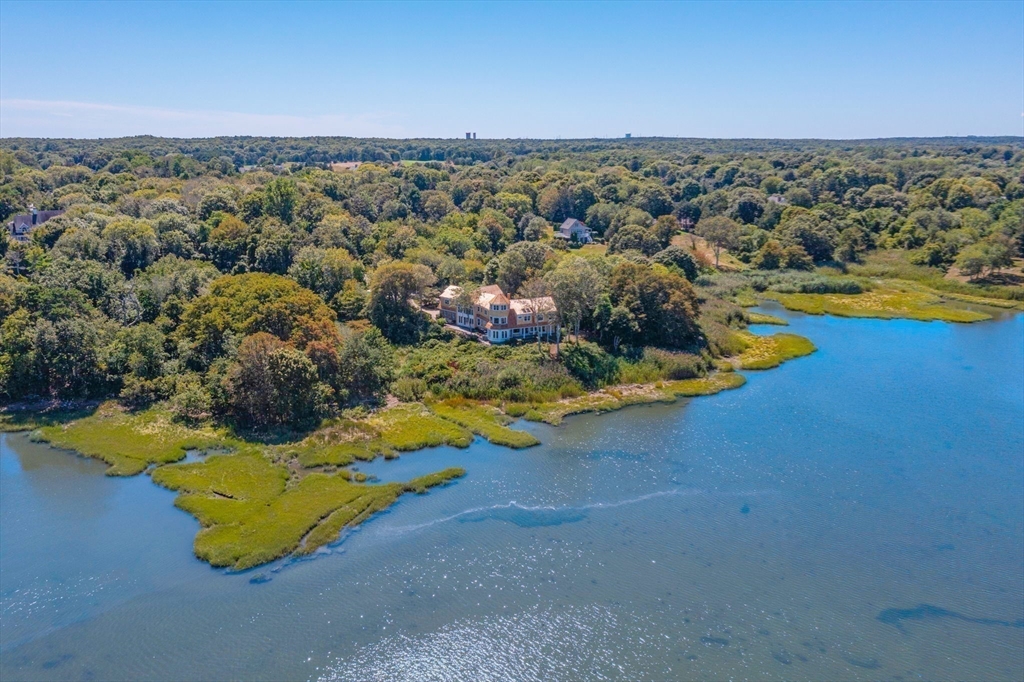 4390 Main, Barnstable, Massachusetts, 6 Bedrooms Bedrooms, 10 Rooms Rooms,4 BathroomsBathrooms,Residential,For Sale,Main,73426596